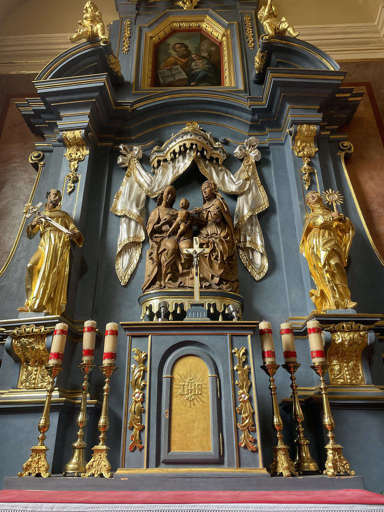 Dans l'église Saint Bernard.