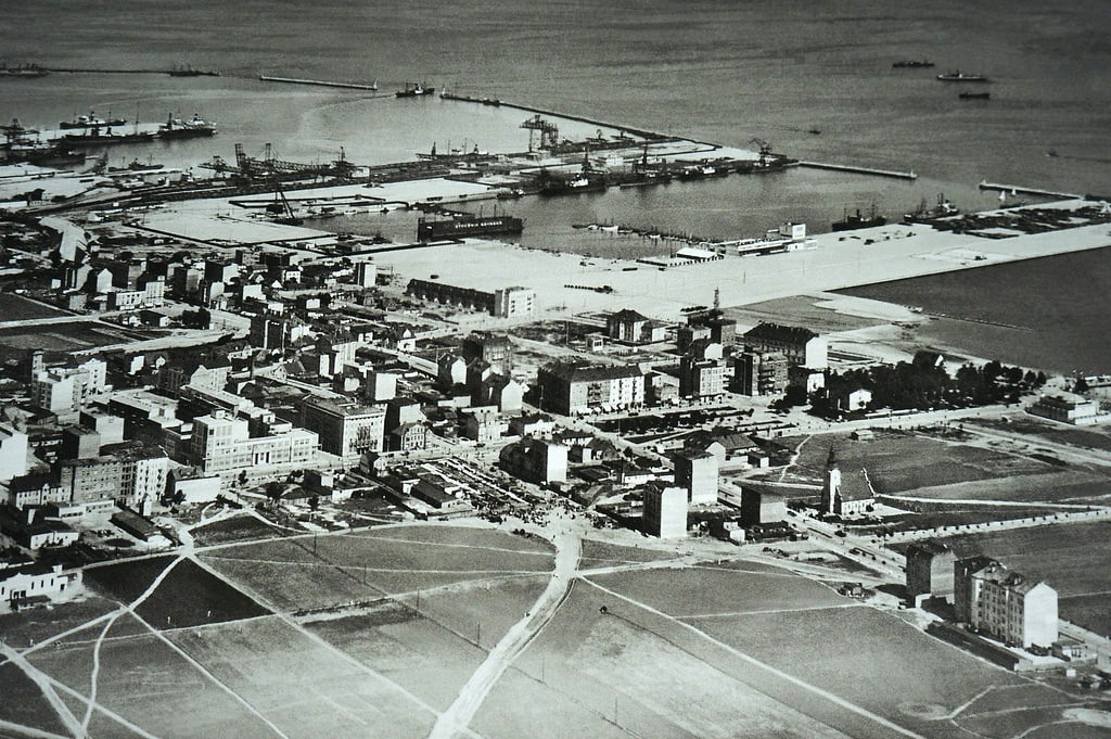 Gdynia dans les années 1920-1930 : Dans le Musée d'architecture et de design du 20e siècle à Cracovie.