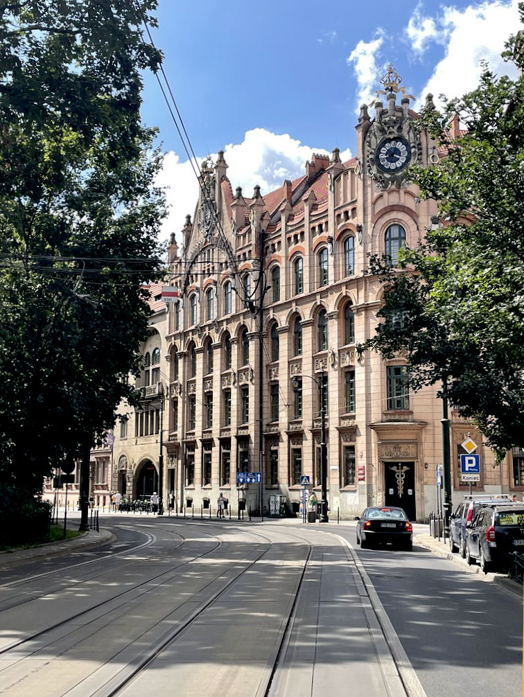Banque du quartier de Nowy Swiat , à l'ouest de la vieille ville.