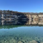 Parc de Zakrzówek à Cracovie : Balade et baignade dans un lac à l&rsquo;eau turquoise