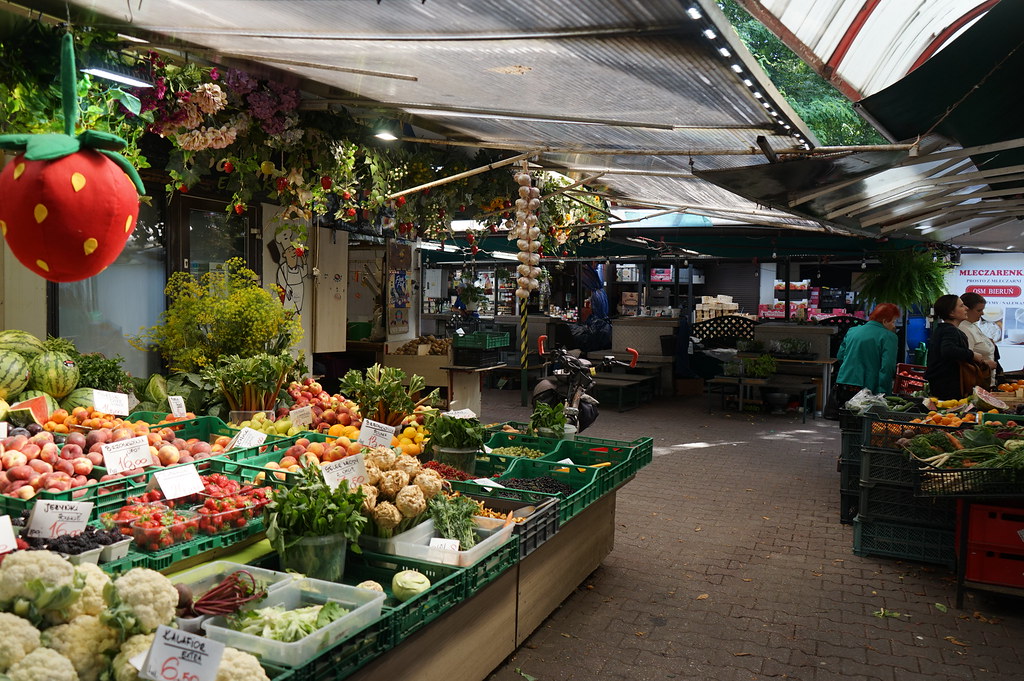 Sur le marché alimentaire de la place Miarki à Katowice.