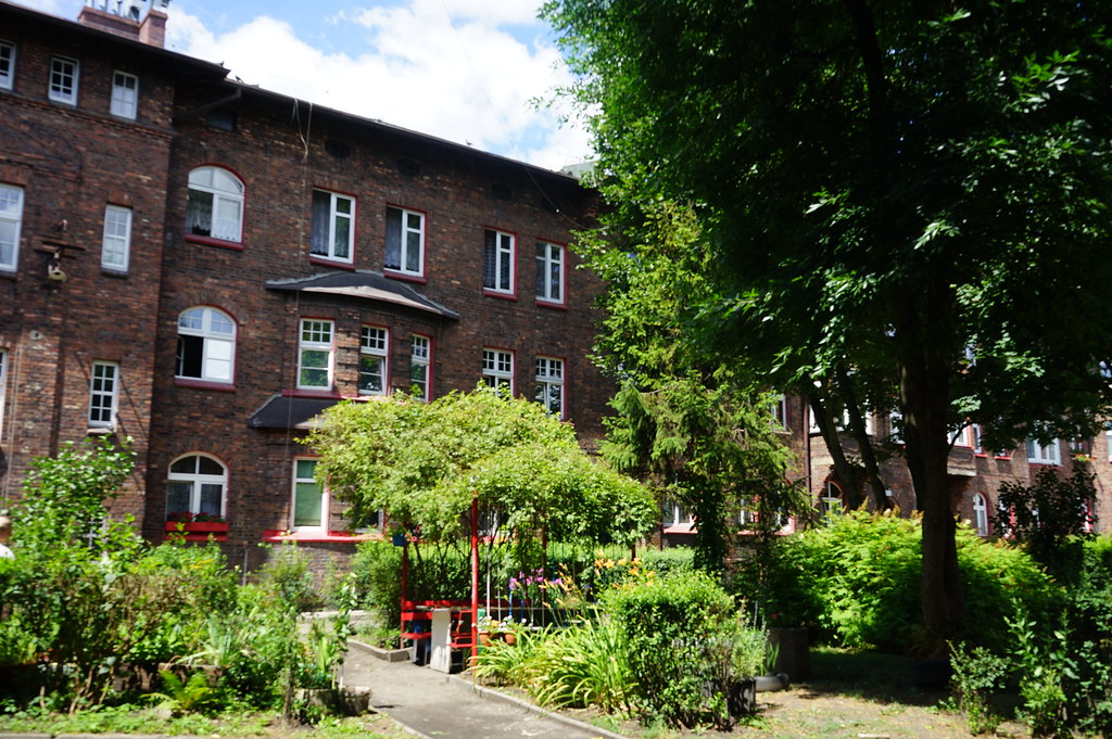 Dans une cour du quartier minier de Nikiszowiec à Katowice.