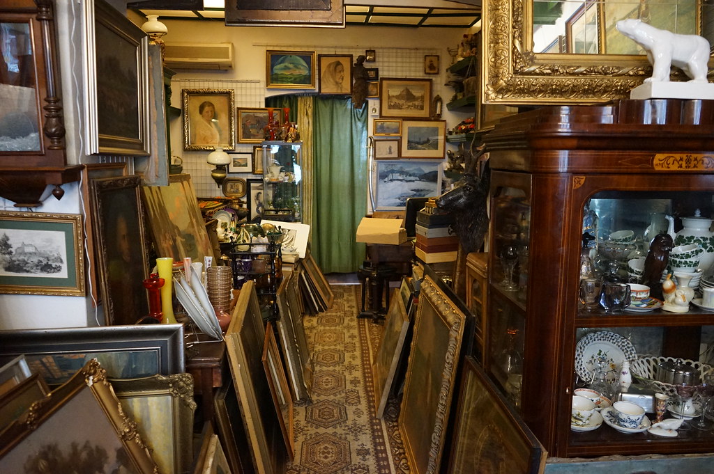 Chez un antiquaire de la rue Batory à Katowice.
