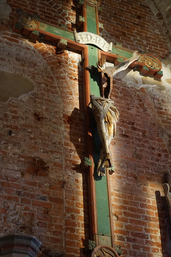 Fragment de Jésus sur sa croix dans l'église Sainte Marie.