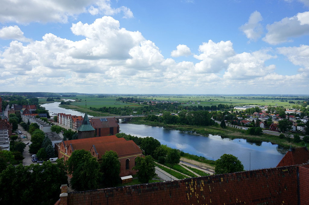 Vue sur le pays plat depuis la tour.