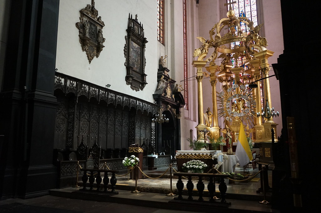 Baldaquin de l'église de l'Assomption de Marie à Torun.