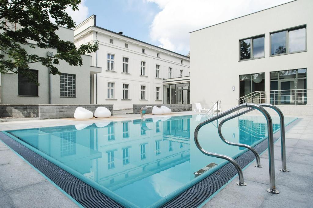 Piscine de l'Hotel Palac Romantyczny près de Torun.