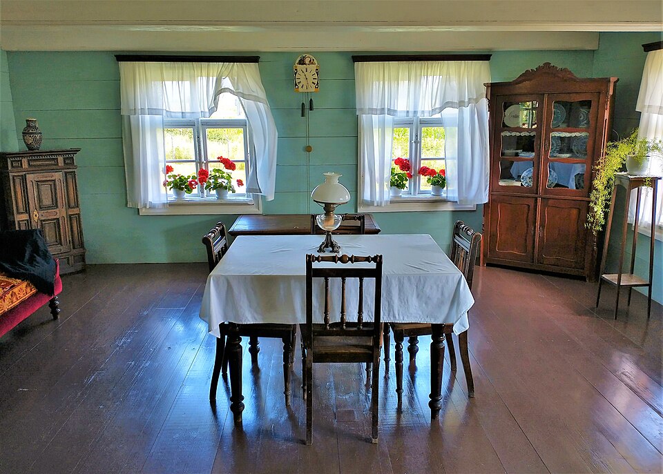 A l'intérieur d'une ferme mennomite dans le Musée ethnographique Olenderski Park Etnograficzny à Wielka Nieszawka près de Torun - Photo de MOs810 - Licence ccbysa 4.0