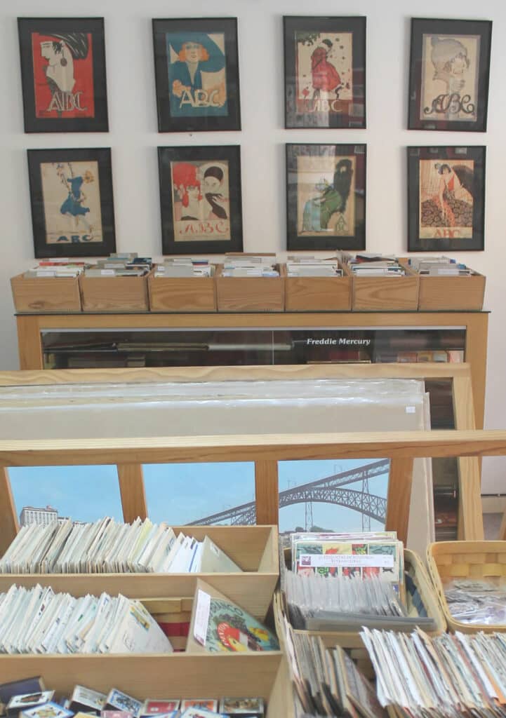 Dans le magasin de collectionneur Collectus à Porto.