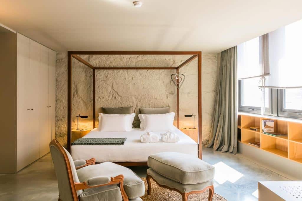Chambre de l'hotel de charme Armazem Luxury Housing à Porto.