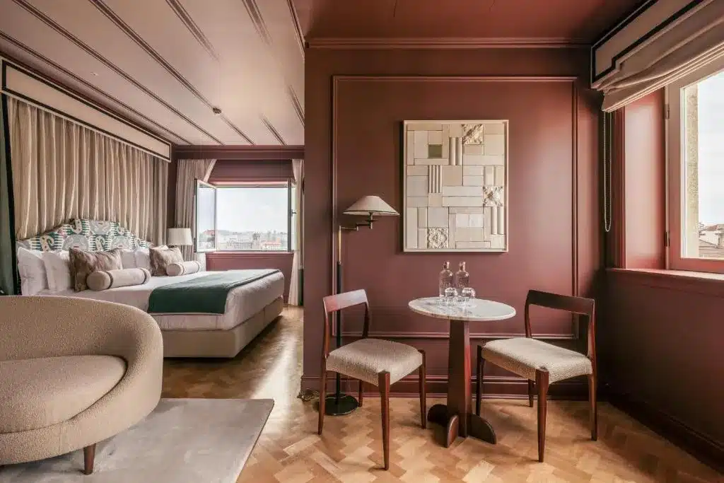 Suite de l'hotel de charme Hospes Infante Sagres à Porto.
