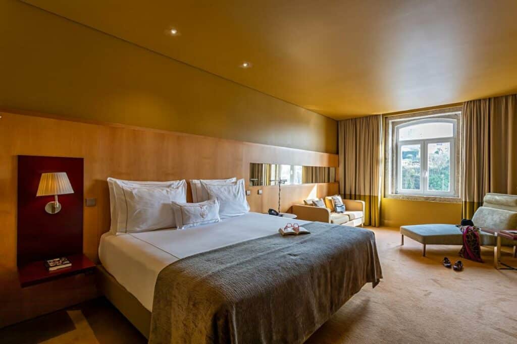 Chambre de l'Hotel Pestana Palacio do Freixo à Porto.
