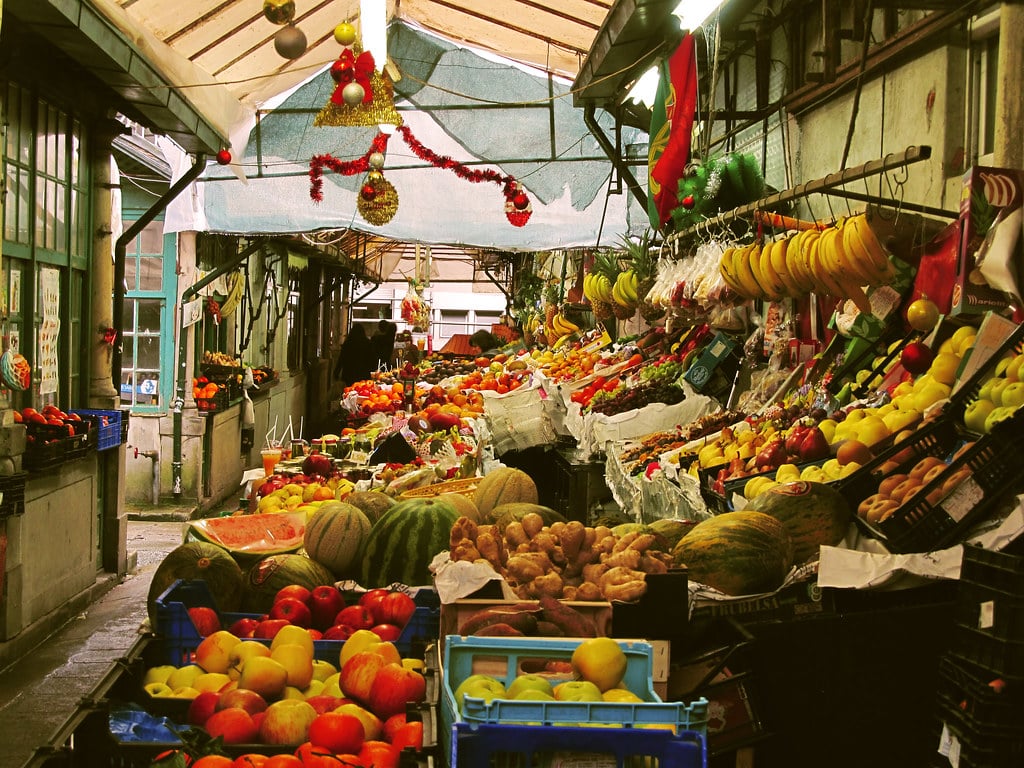 Marché de Bolhao à Porto avant la rénovation. Photo de Eleazar - Licence de ccby 2.0