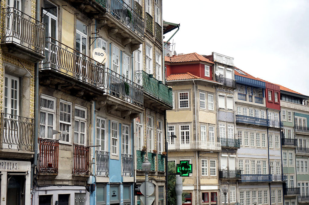 Façades multicolores du centre historique.