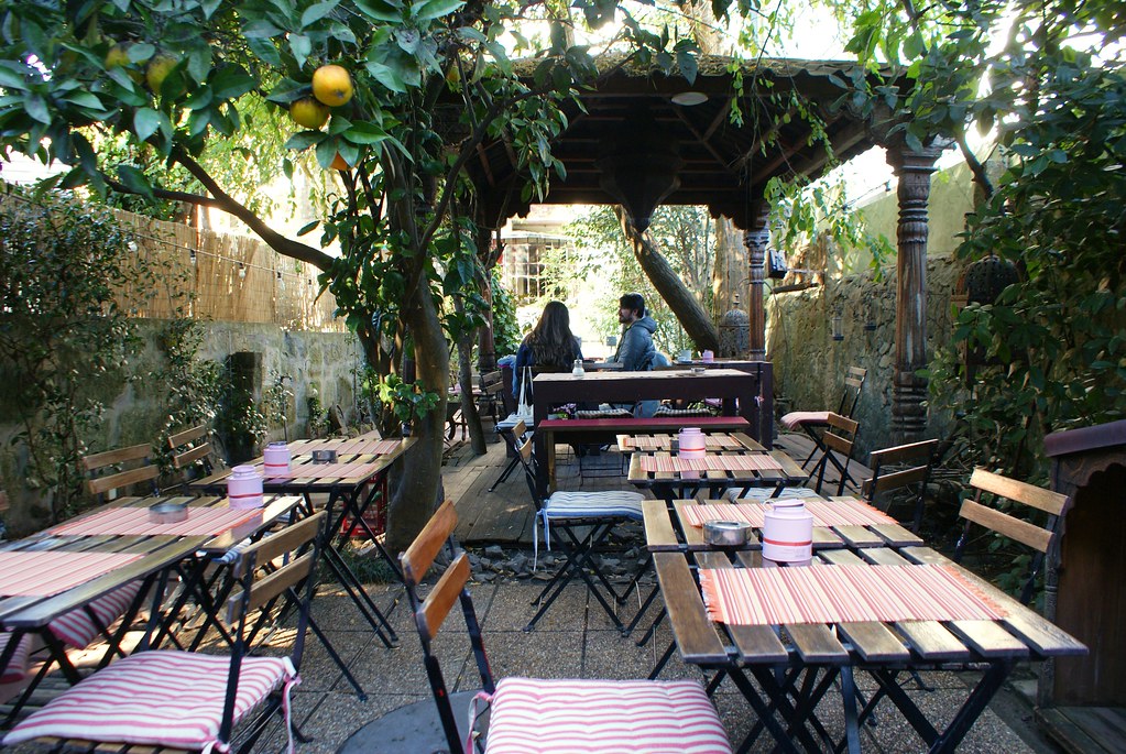 Rota Do Chá, salon de thé dans le quartier de Cordoaria à Porto.
