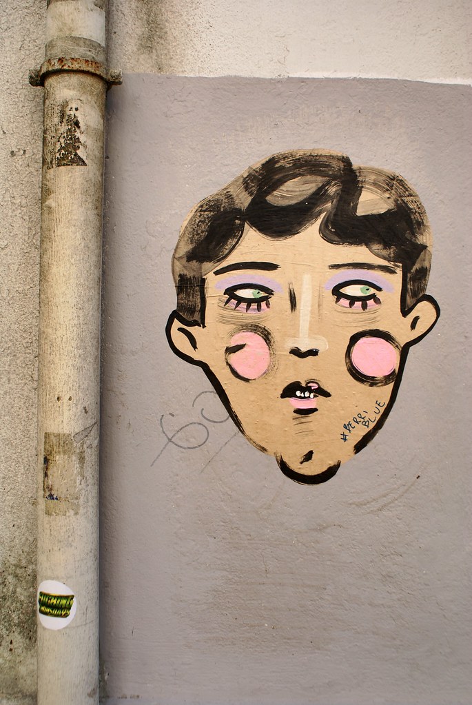 Street art à Porto avec Berri Blue.