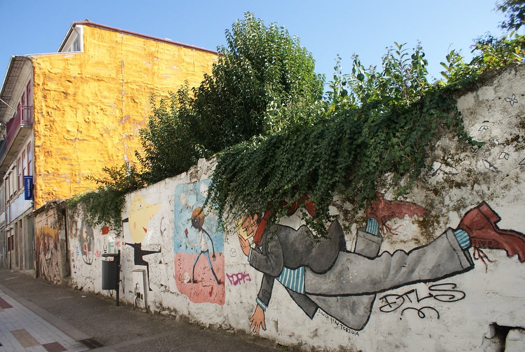 Street art de Pintor à Porto.