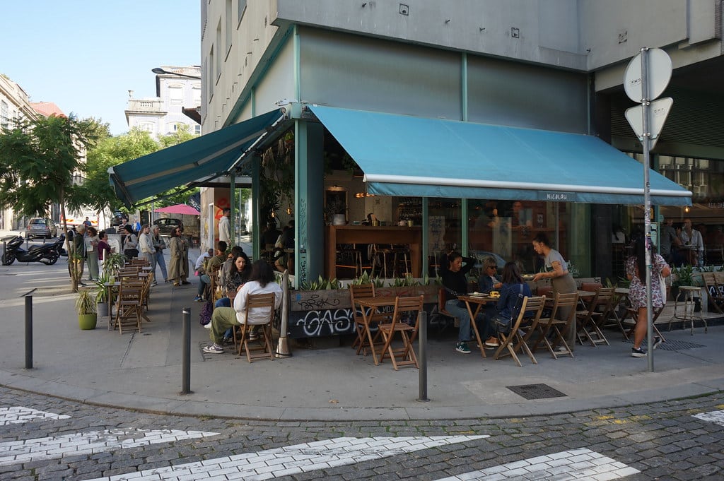 Café Nicolau dans le quartier de Cordoaria, le quartier le plus branché de Porto.