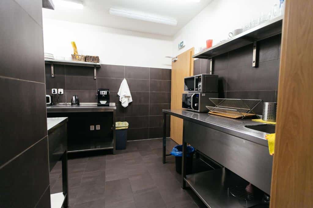 Cuisine de l'auberge de jeunesse Hostel Mandarinka à Prague.