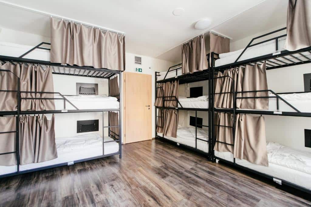 Dortoir de l'auberge de jeunesse Hostel Mandarinka à Prague.