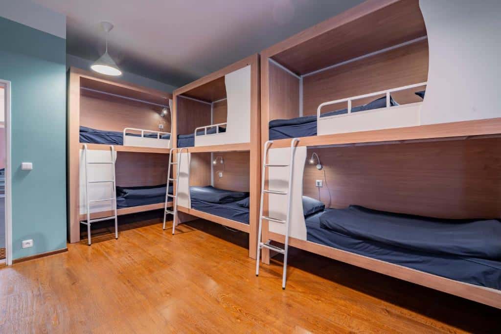 Dortoir dans l'auberge 100% feminine Stellar female hostel à Prague.