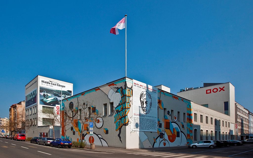 DOX, galerie d'art contemporain dans le quartier d'Holesovice à Prague - Photo de Jan Slavik