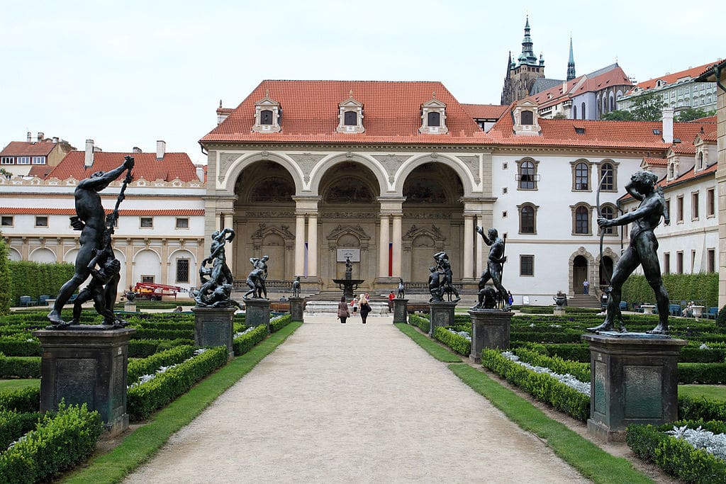 Jardin Wallenstein dans le quartier de Mala Strana à Prague - Photo de Ondřej Kořínek