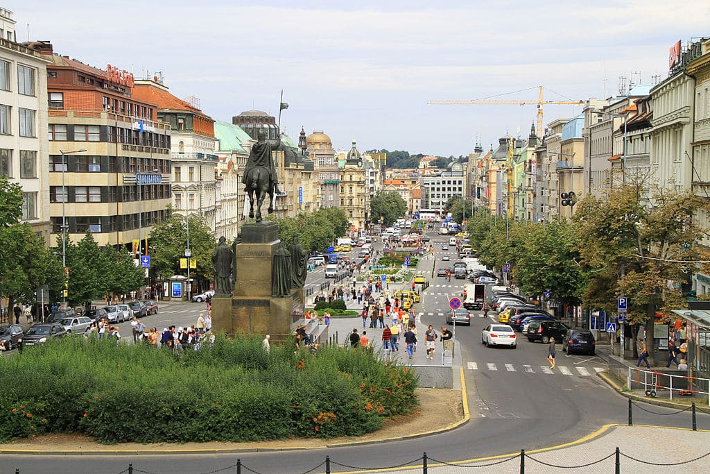 Place Venceslas dans la Nouvelle Ville (Nove Mesto) à Prague. Photo de Peter Stehlik - PS-2507