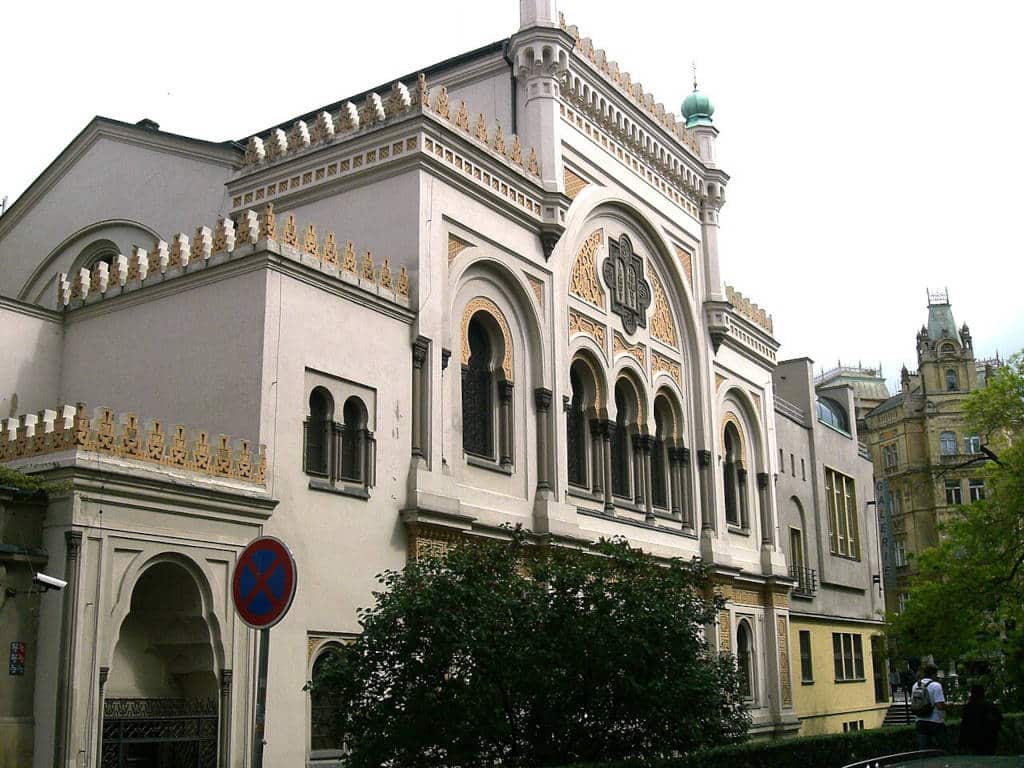 Extérieur de la Synagogue Espagnole de Prague - Photo de Chmee2