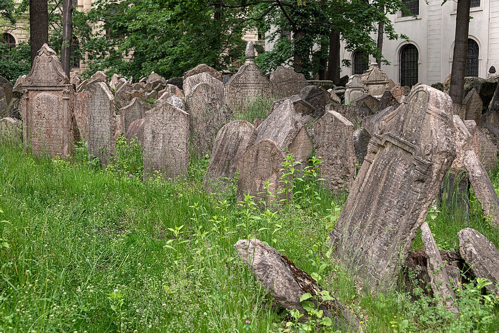 Dans le cimetière juif de Josefov à Prague - Photo de Giorgio Galeotti