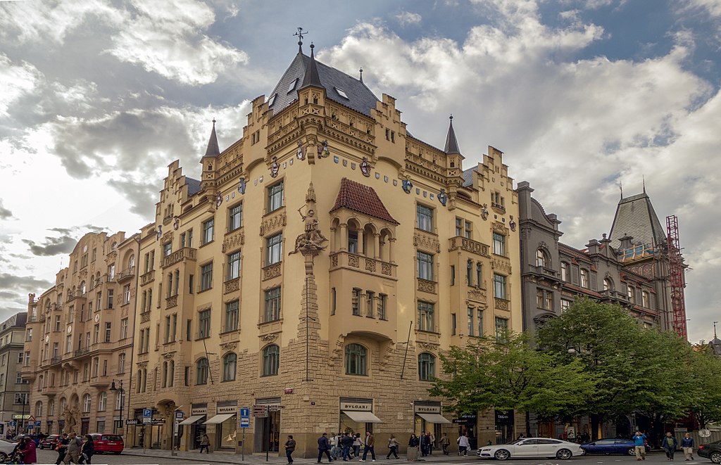 Immeuble de la rue Paryska sur l'ancien ghetto juif de Josefov à Prague - Photo de Jerzy Strzelecki