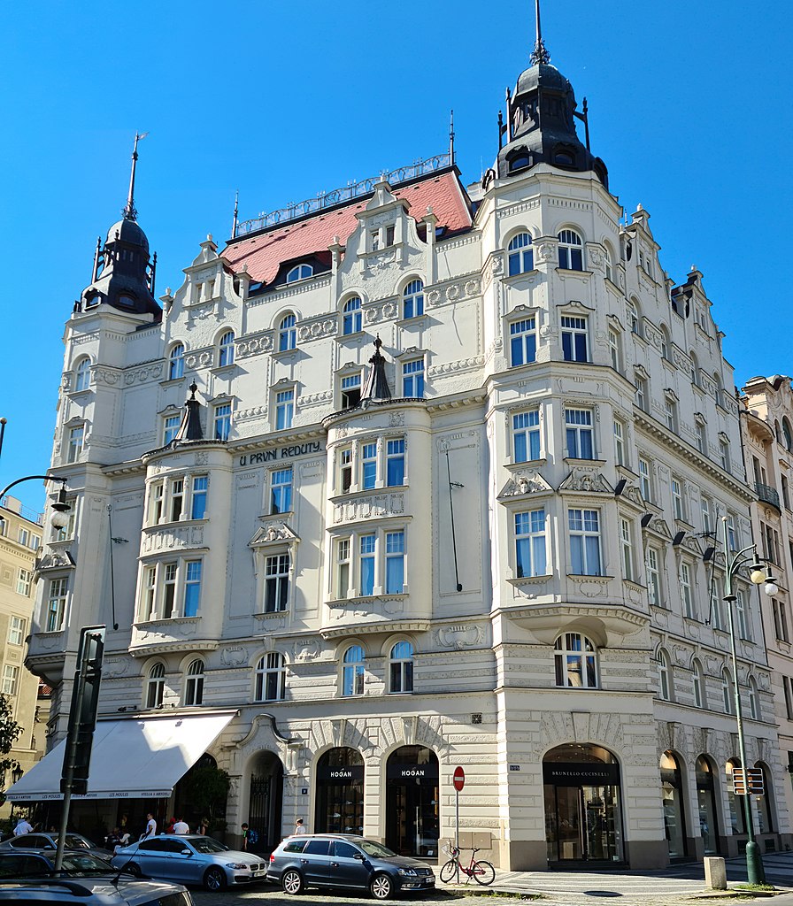 Immeuble de la rue Paryska sur l'ancien ghetto juif de Josefov à Prague - Photo de Ricardalovesmonuments