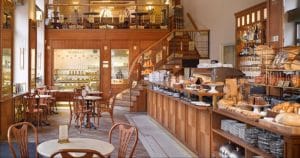 Café Savoy à Prague, café et restaurant au charme d&rsquo;antan [Mala Strana]