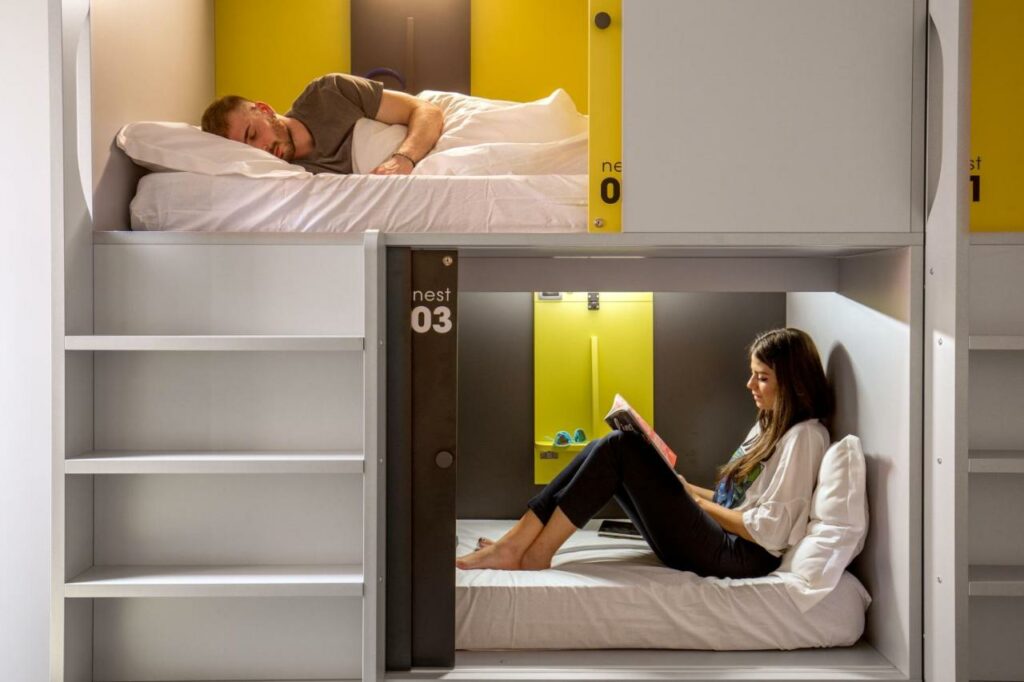 Dortoir de l'auberge de jeunesse Free Hostels Roma.
