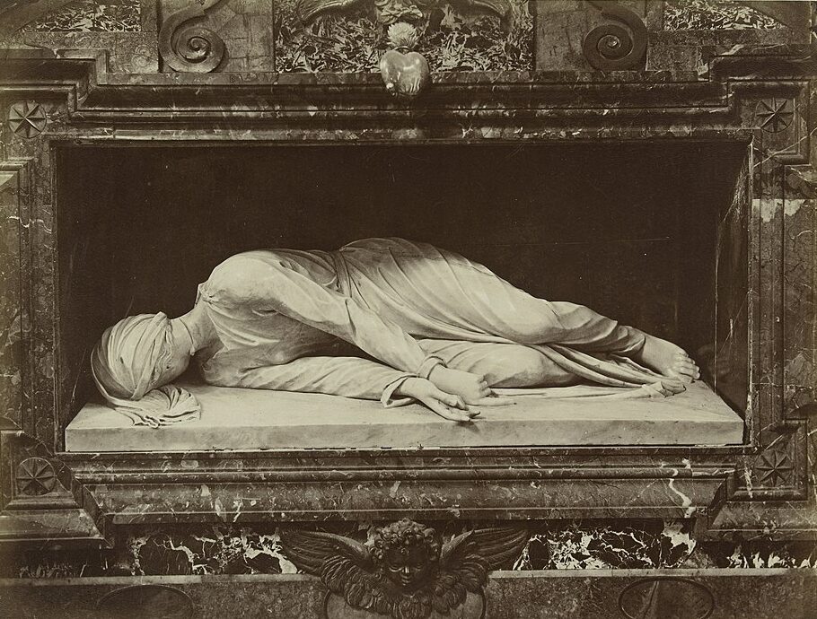 Sculpture baroque par Stefano Maderno de Sainte Cécile.