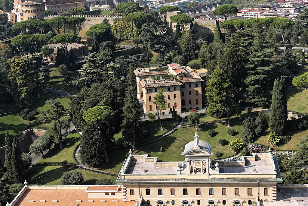 Vue sur les jardins du Vatican à Rome. Photo de Burkhard Mücke