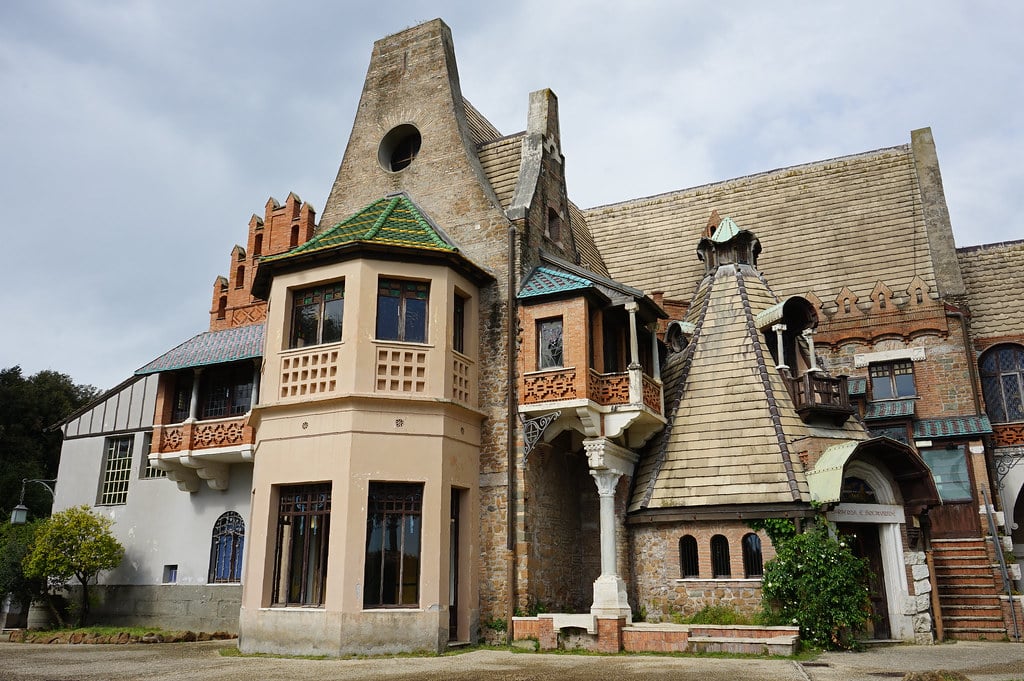 Extérieur de la Casina della Civette : Un peu d'Harry Potter, un peu du chalet suisse, beaucoup d'Art Nouveau et de vitraux.