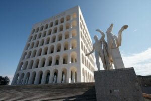 EUR, quartier futuriste de Mussolini au sud de Rome
