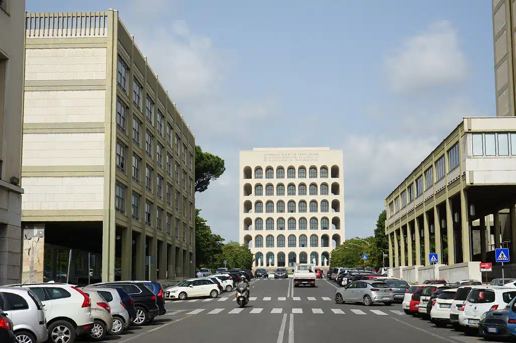 Palais de la Civilisation italienne et du travail dans le quartier EUR à Rome.