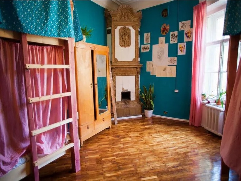 Polosaty hostel, auberge de jeunesse à Saint Petersbourg.