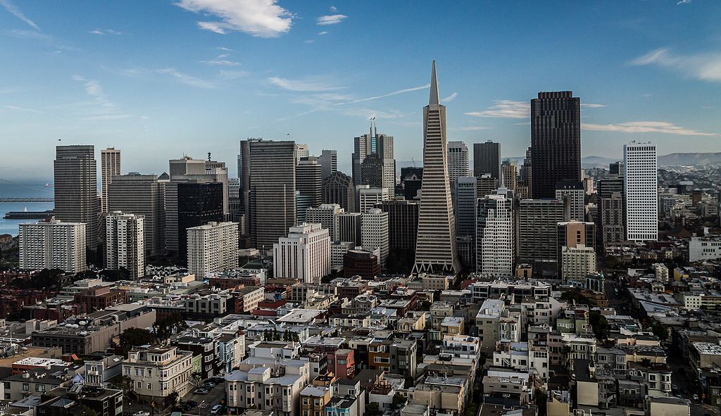 Vue sur le quartier de Financial District depuis la Coit Tower à San Francisco - Photo de Stephen Edmonds