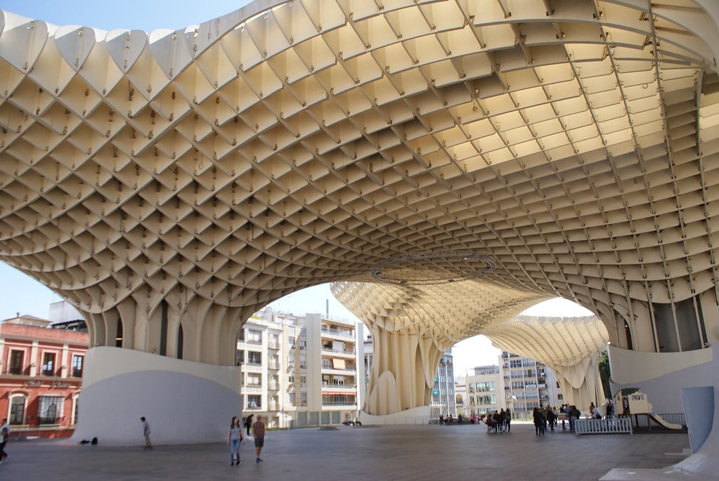 Monument insolite de Séville ! Le Metropol Parasol ou Las Setas.