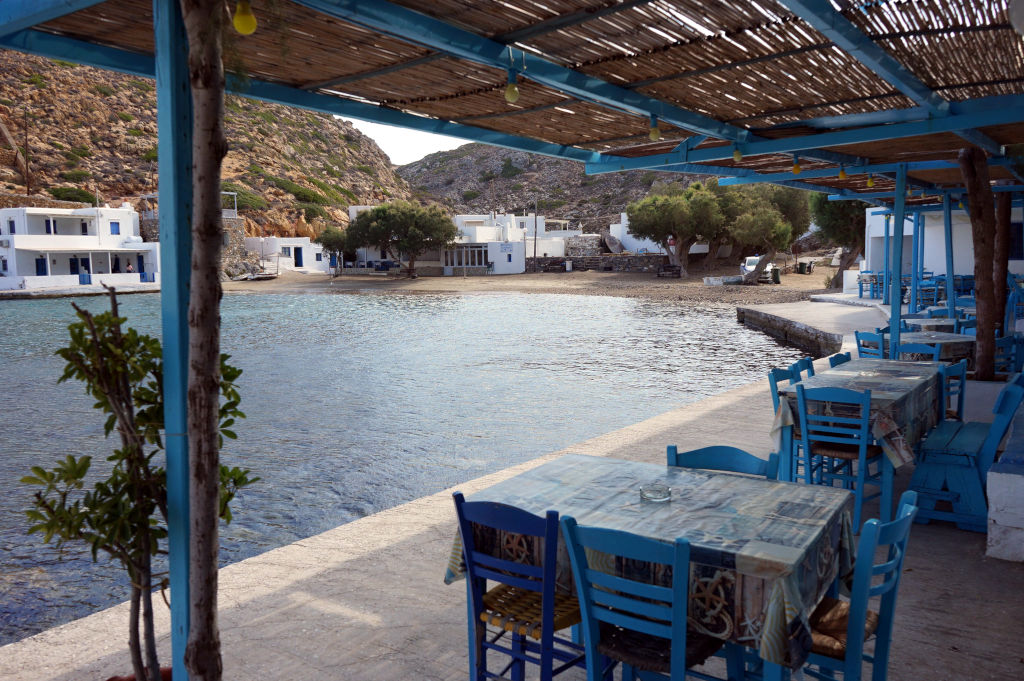 Taverne à Cheronissos sur l'île de Sifnos. 