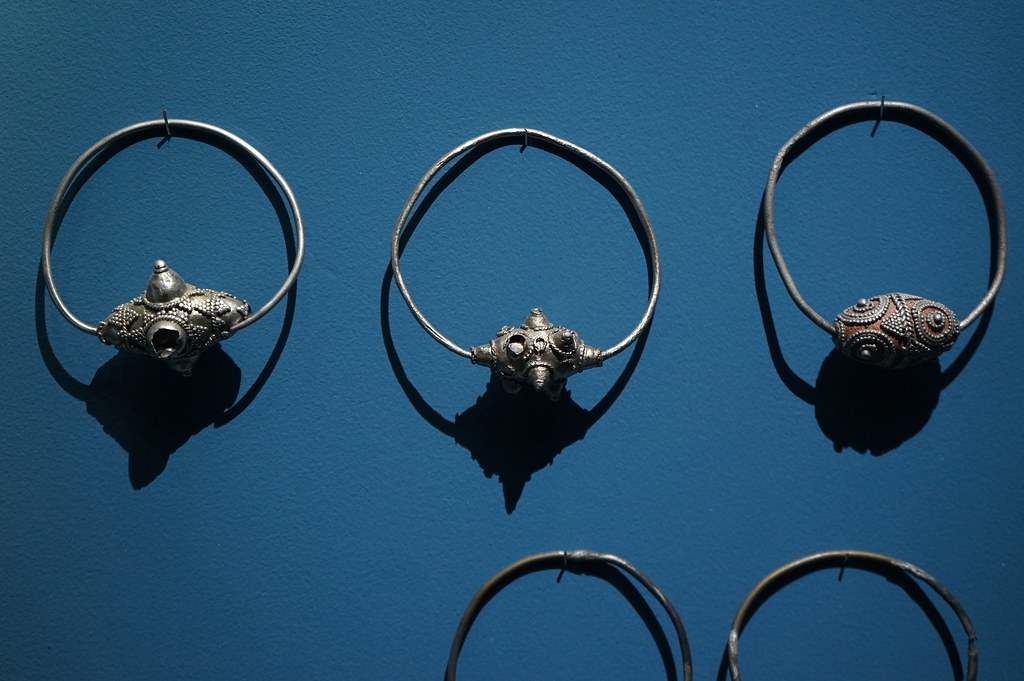 Boucles d'oreilles du musée archéologique medieval.
