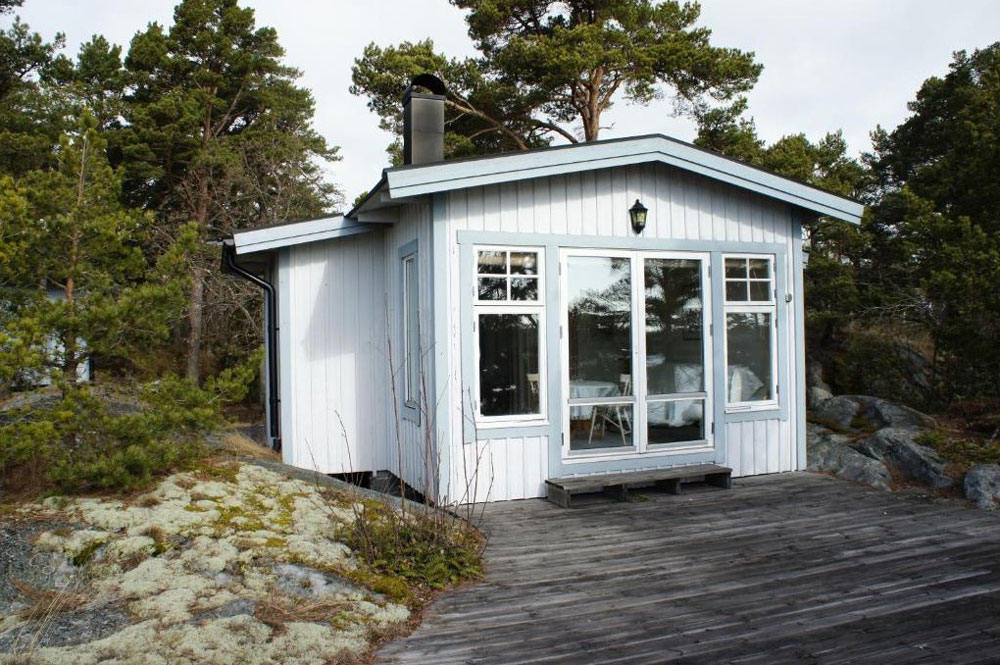 Chalet en bois sur l'une des îles de l'archipel de Stockholm.