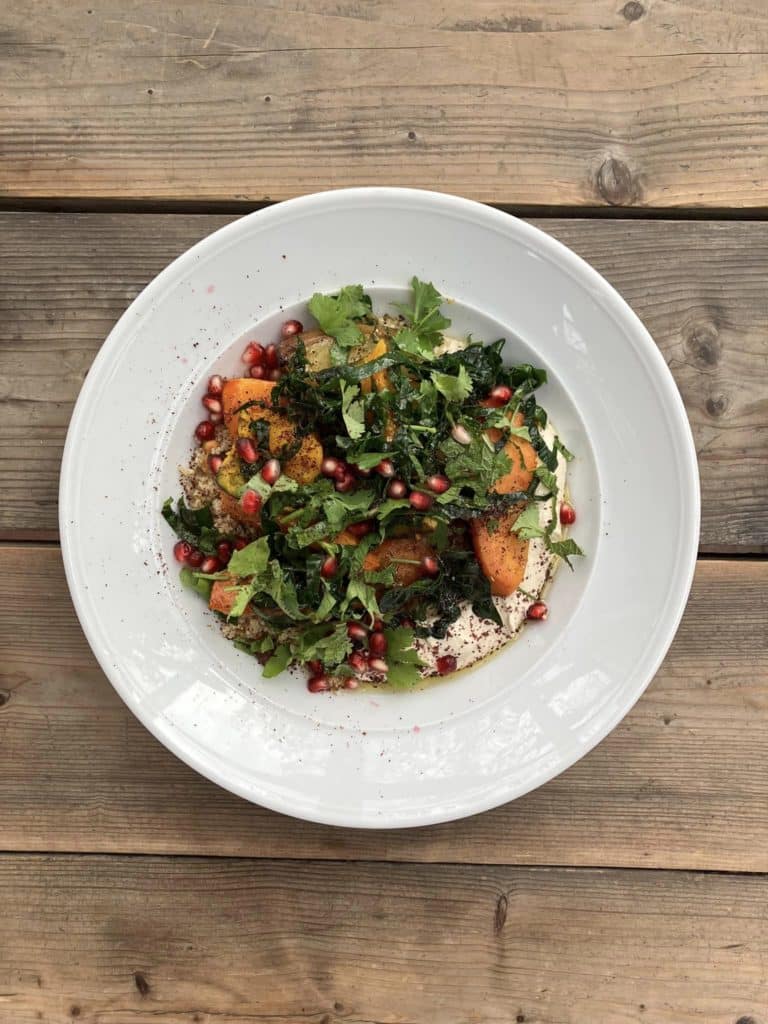 Belle salade du café du jardin Rosendal à Stockholm.