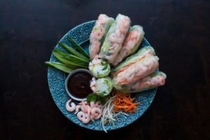 Manger asiatique à Stockholm dans le fast-food Yoi : cuisine vietnamienne, thai, japonaise et coréenne.