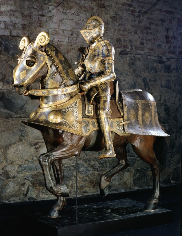 Armure du roi de Pologne Zygmunt August II pillé et visible dans l'armurie royale de Stockholm