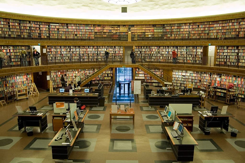 Rotonde de la bibliothèque municipale de Stockholm - Photo de Bermax