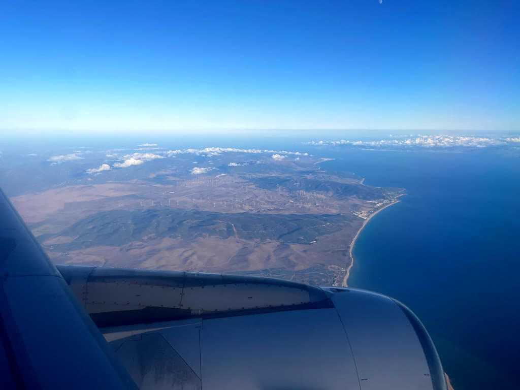 Vol au dessus du Détroit de Gibraltar en direction de l'aéroport de Tanger.